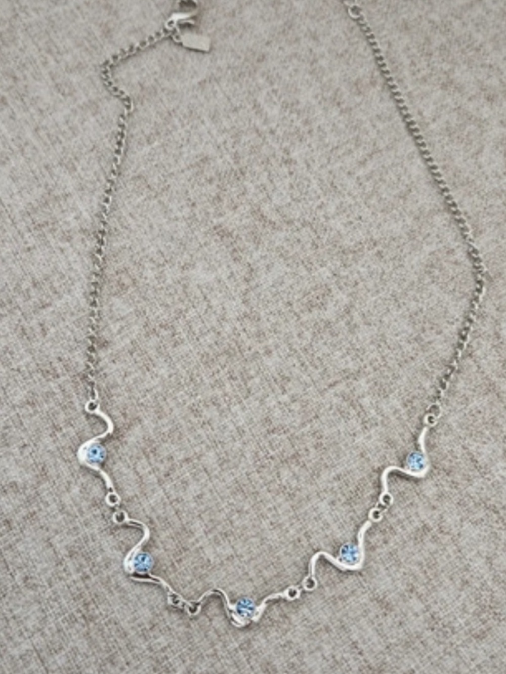 Vintage Lady Remington LR Silver Tone Blue Crystal Wave Necklace